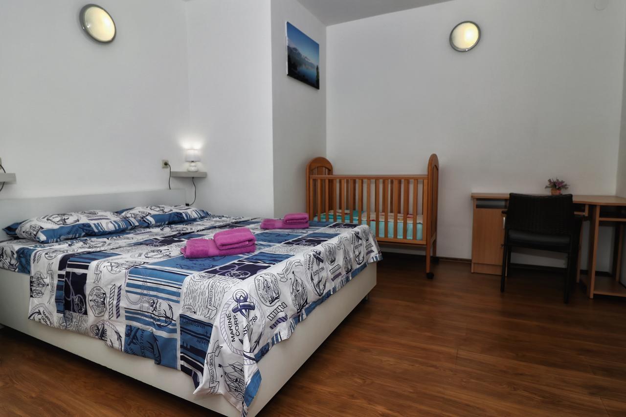 Apartments Amalia Rovinj Eksteriør billede